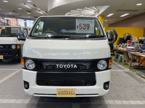 flexdreamハイエース三郷店　新車ハイエース入庫致しました！【FD-BOX7vanlife】【丸目FD-classic】【ウッドサイドデカール】